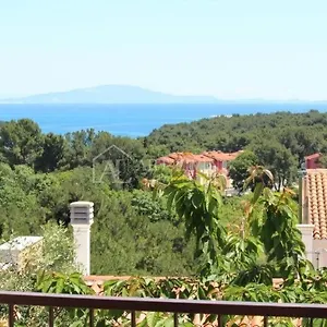 Lena. Apartment Premantura